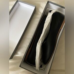 Everlane Day Glove ballet flats size 8 black leather NIB